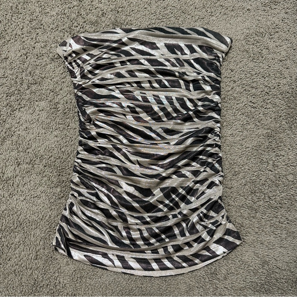 Vintage Forever 21 Metallic Y2K Zebra Stripes Strapless Ruched Tube Top, Medium - Picture 3 of 10